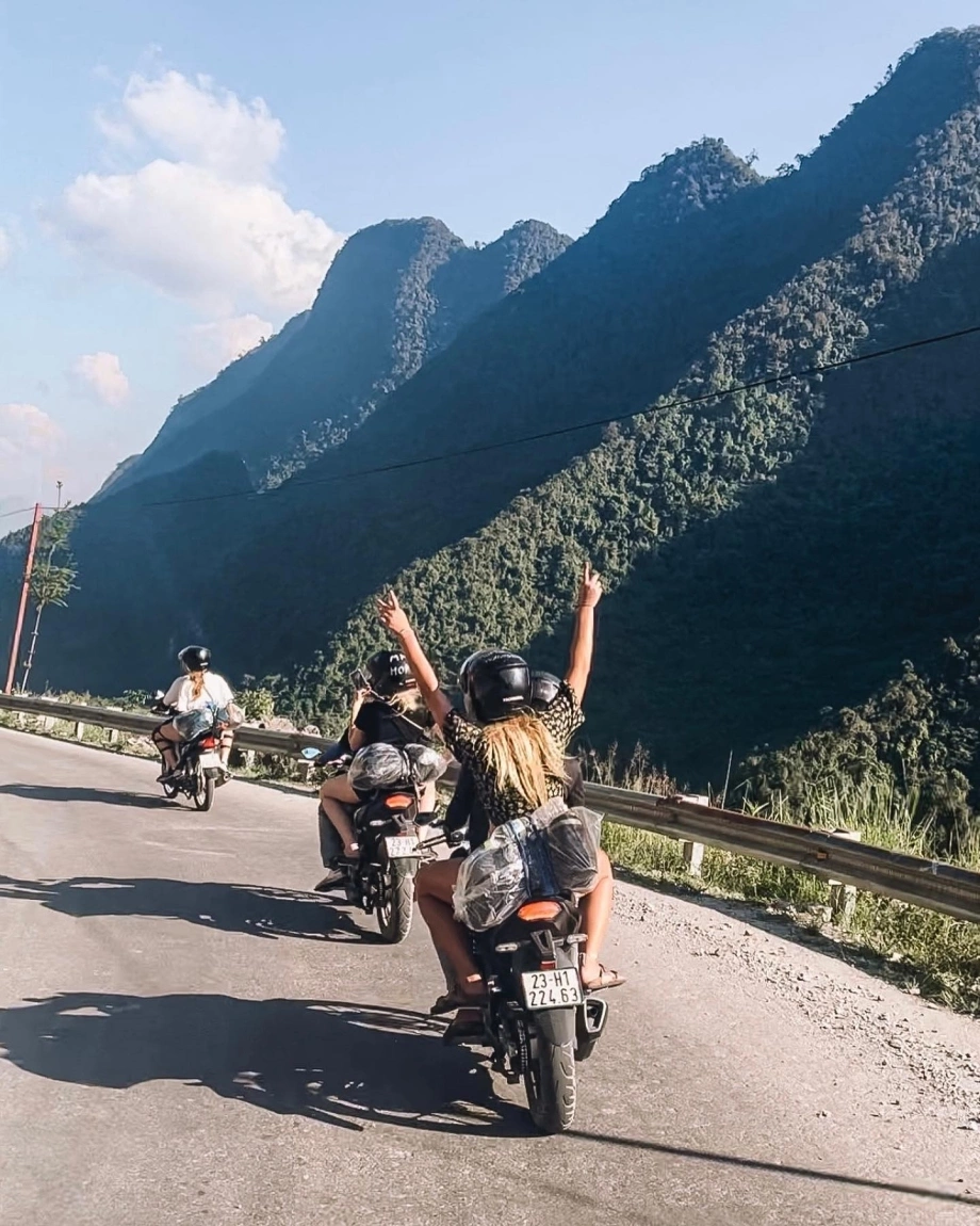 Ha Giang Loop route ha giang loop PHIEU TRAVEL