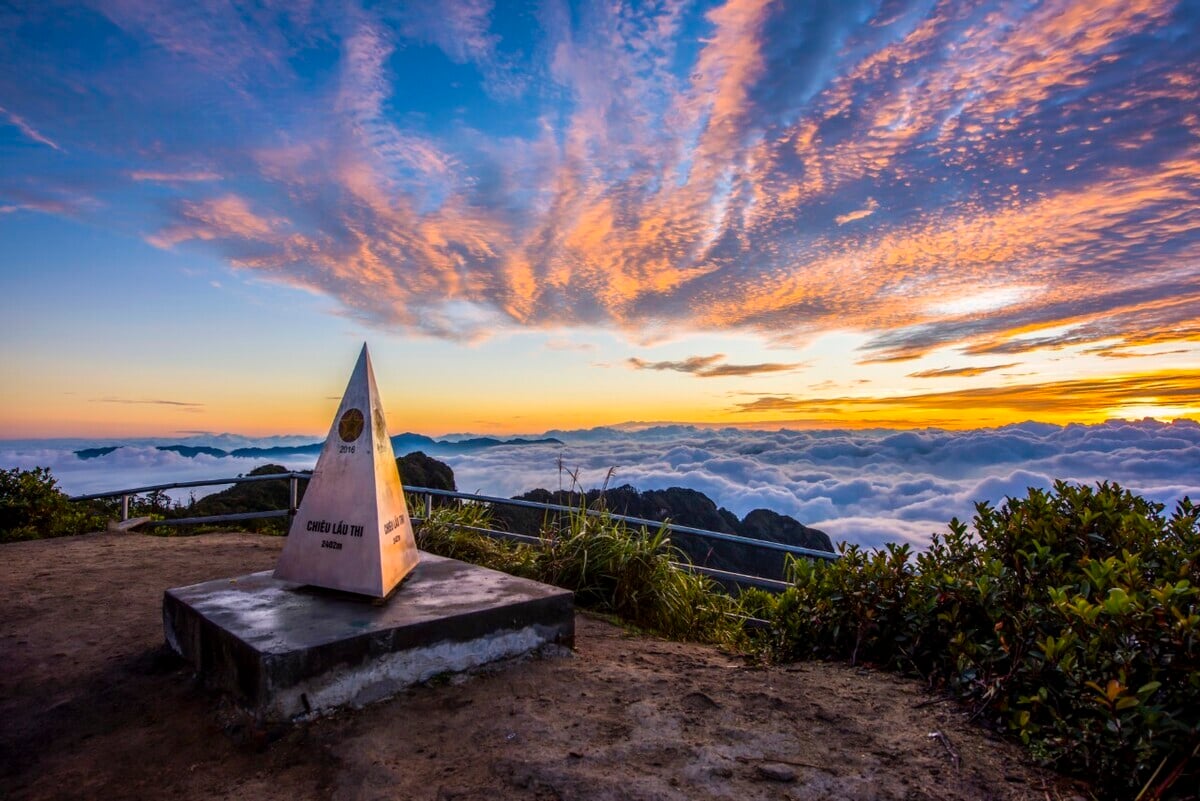 Cloud hunting in Ha Giang