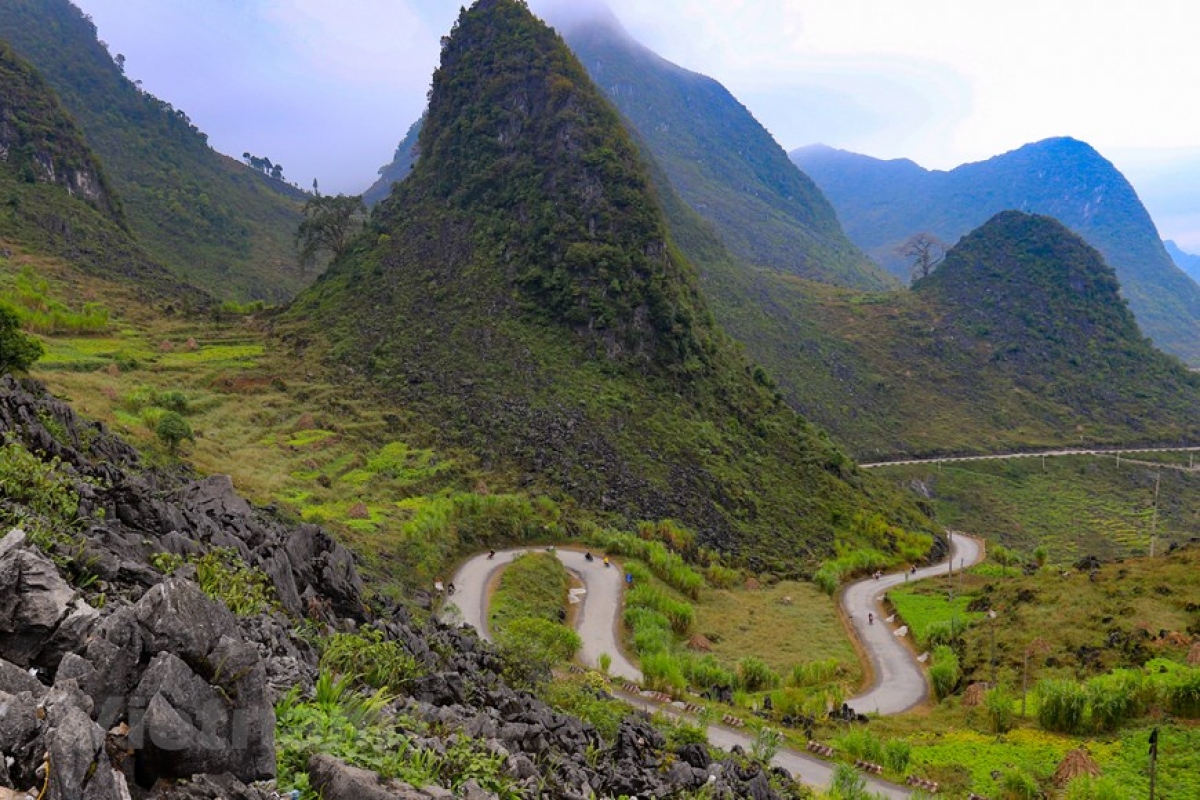 The White Cliffs of Ha Giang White Cliffs of Ha Giang