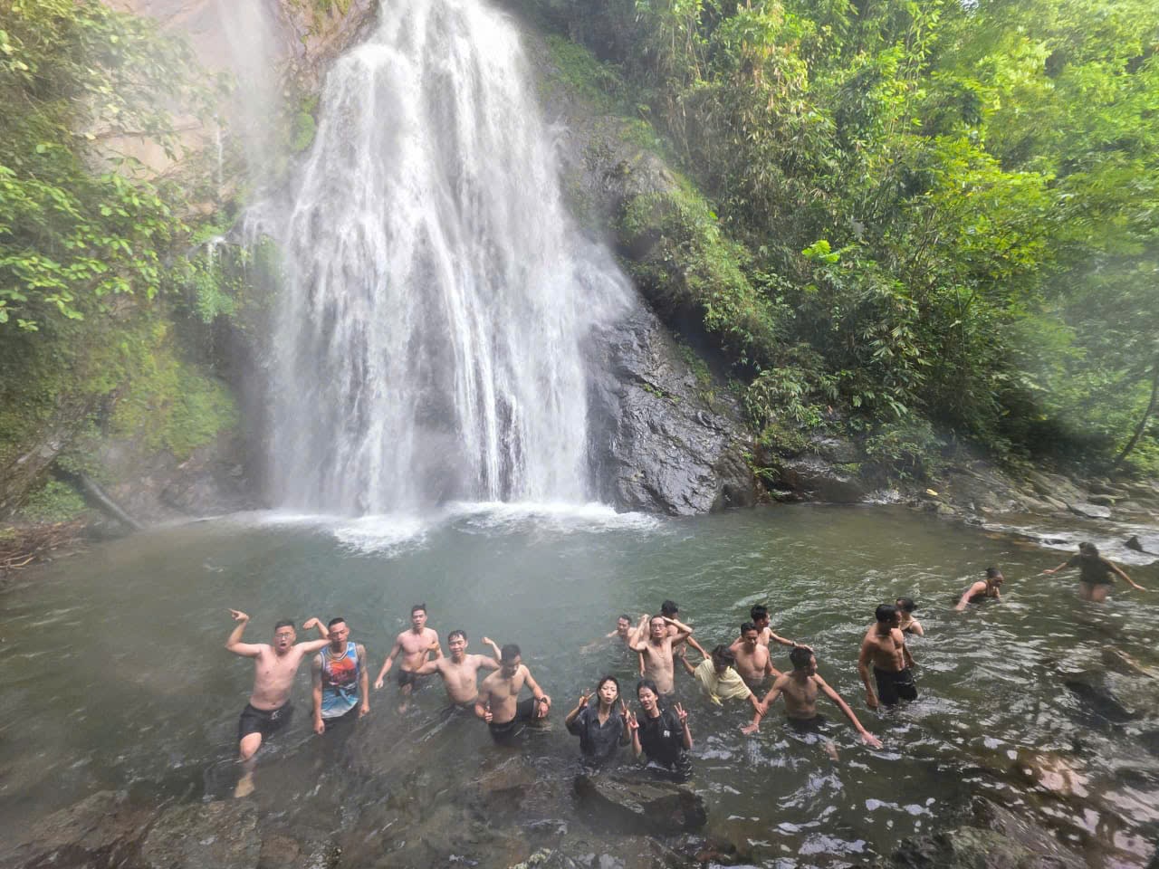 Ha Giang Jeep Tour by Phieu Travel