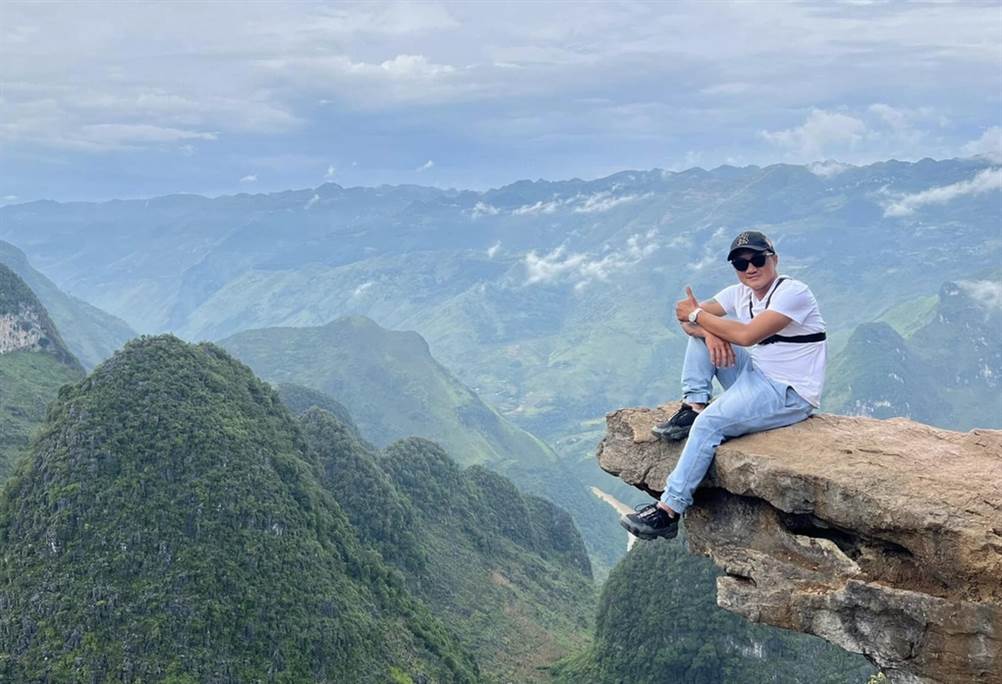 the Death Rock of Ha Giang the Death Rock of Ha Giang