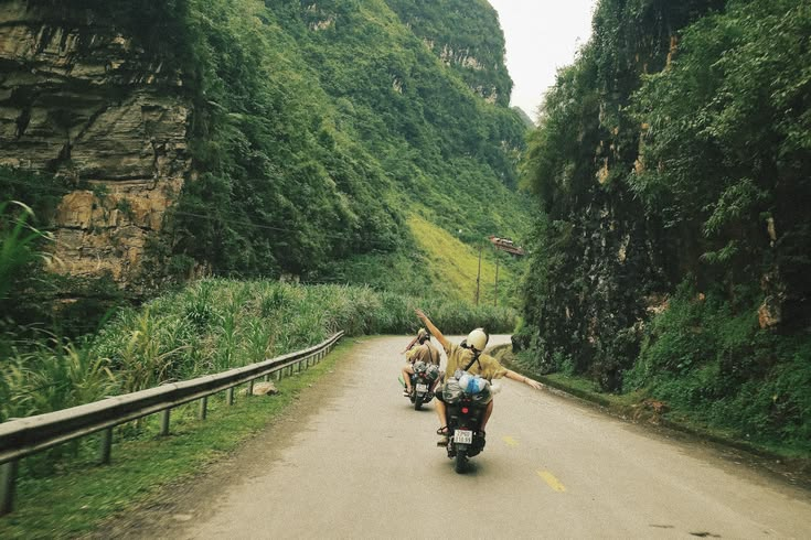 Riding the Ha Giang Loop: Top Mistakes That Could Ruin Your Trip (Collected Images)